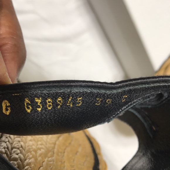 Chanel straw thong sandals. Made in Italy. EUC - Picture 11 of 12